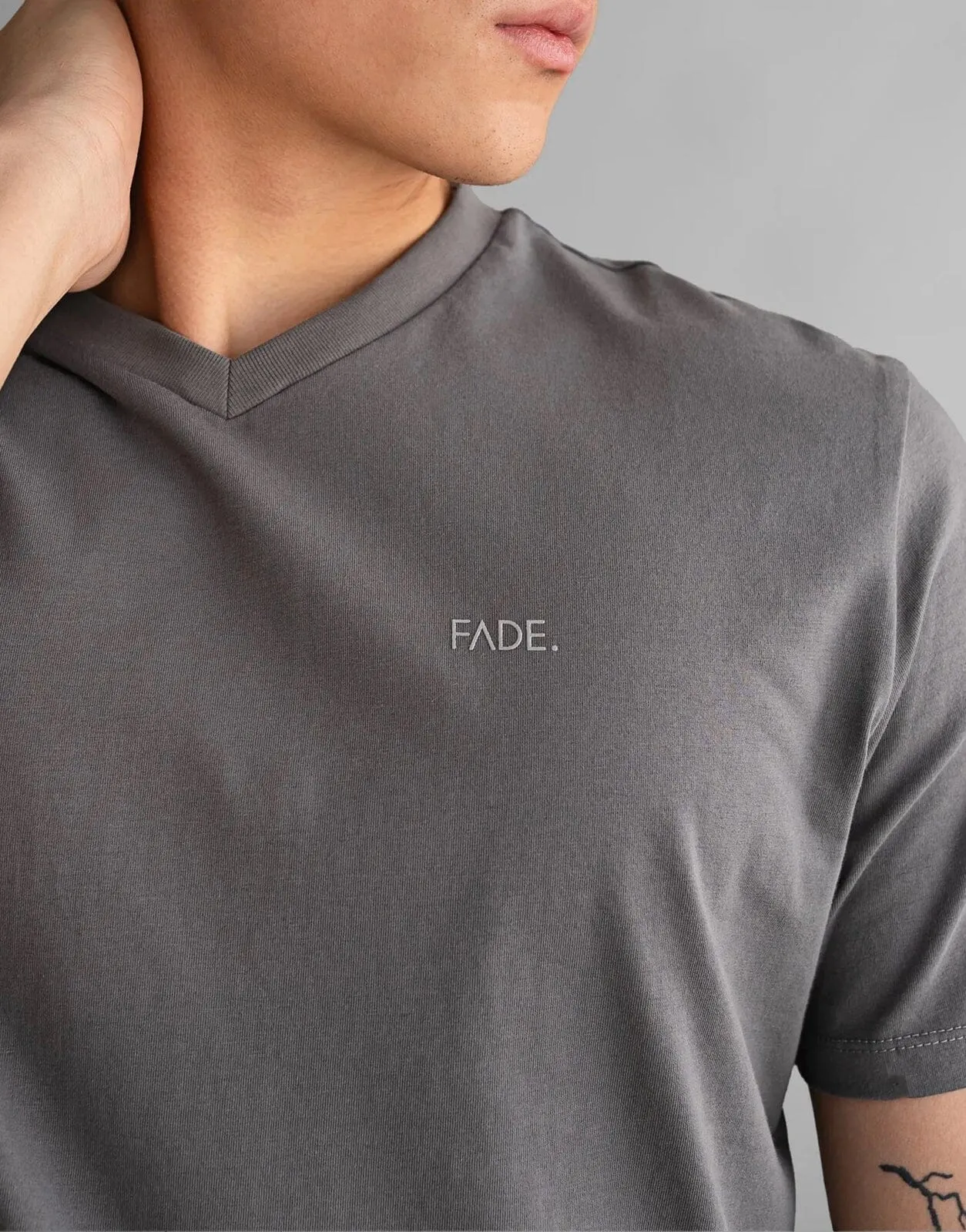 Fade Essential V-Neck Grey T-Shirt