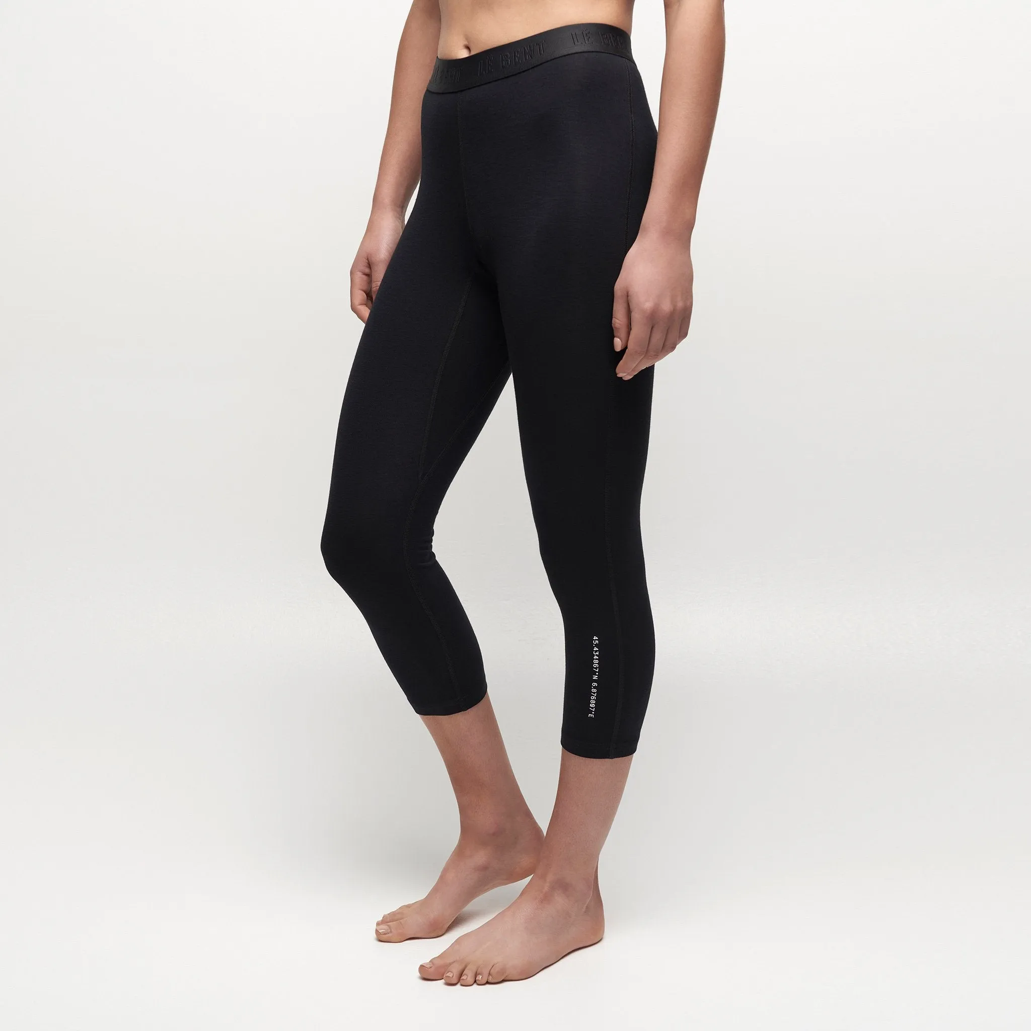 Le Bent Womens Core 200 3/4 Bottom Base Layer Black