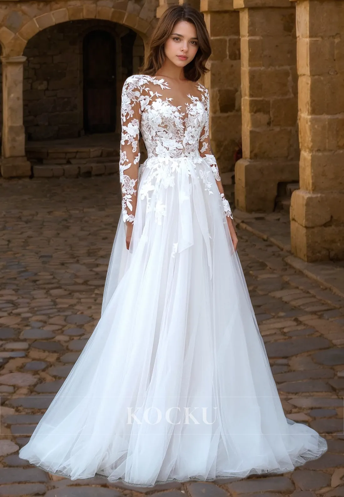 Sexy & Morden Appliques Long sleeves A-Line Tulle Wedding Dress