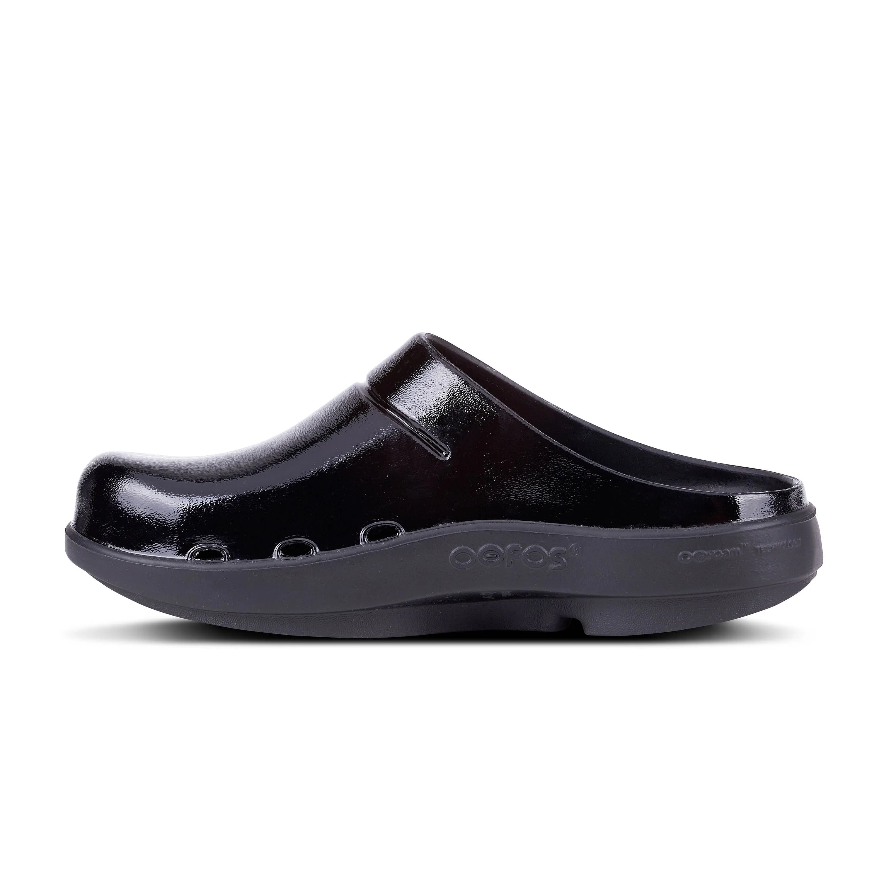 Women's Oofos OOcloog Luxe Clog Color: Black